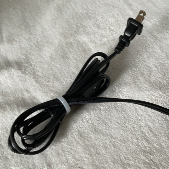 Scentsy cross gothic wax warmer - Picture 3 of 6